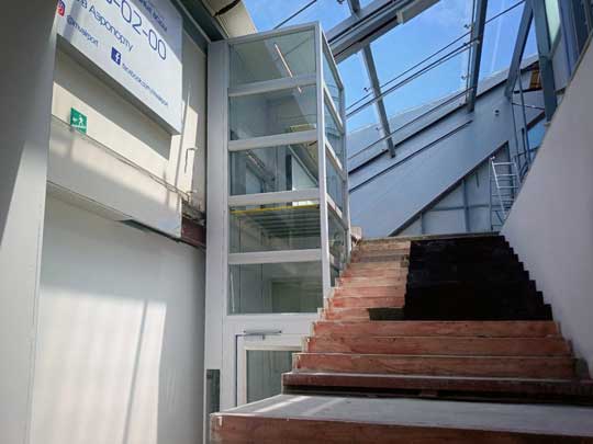 Wheelchair lift at Mineralnye Vody Airport